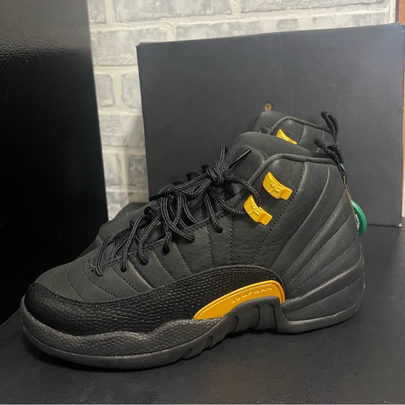 “New” Jordan 12 Retro Taxi Black/Gold Shoe Size 6 - Picture 3 of 10